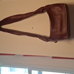 Cotelac Womens Leather Bag With 2 Zippers For 2 Compartments